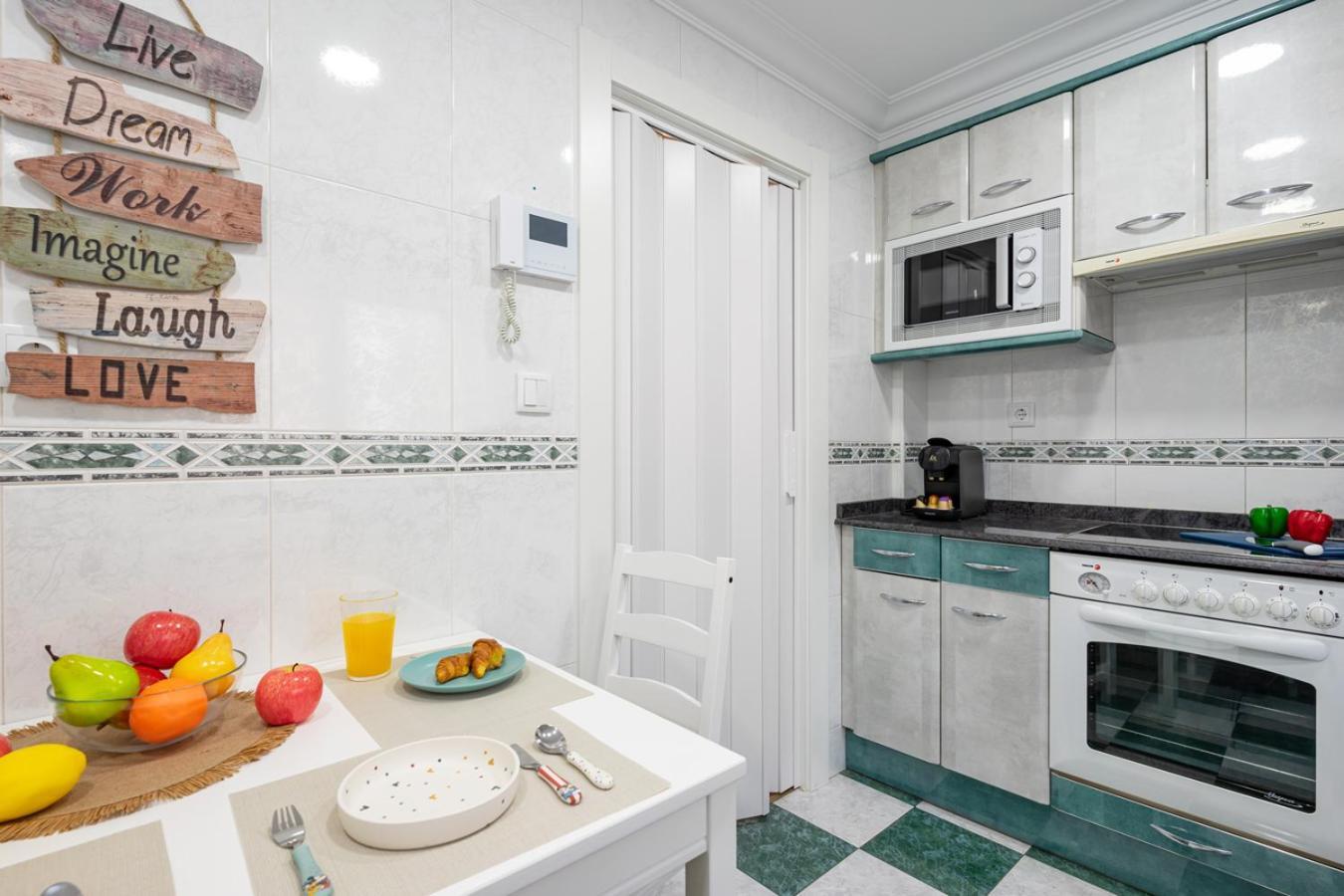 Apartamento Tres Mares Gijón Kültér fotó